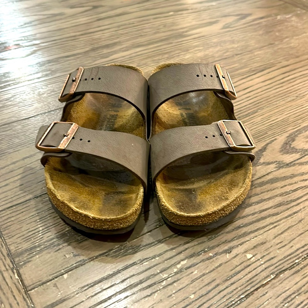 Size 40 Birkenstock Arizona color
